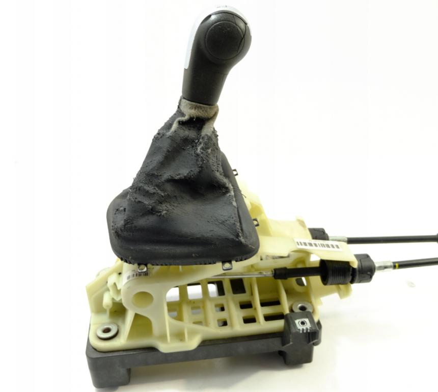 Land Rover Freelander II 2006-2014 hatchback 2.2 TD4 diesel 2007  Rýchlostná páka (kulisa) 7G9N-7K387-DF