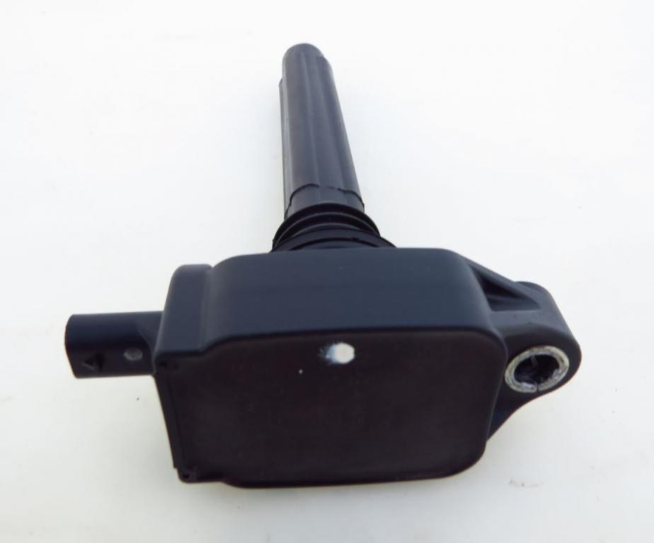 Jeep Cherokee KJ 2001-2008 hatchback 3.7 V6 petrol AT 150 kW 2005  Zapaľovacia cievka 05149168AI 0221504032