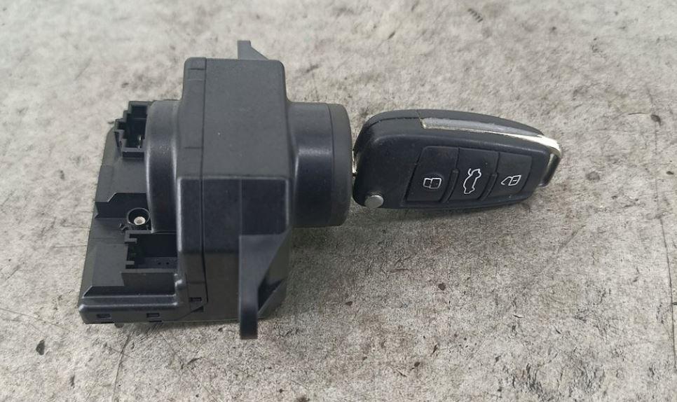 Audi A6 C6 2004-2011 sedan 3.0 TDI diesel MT 165 kW 2005  Spínacia skrinka 4F0909131E