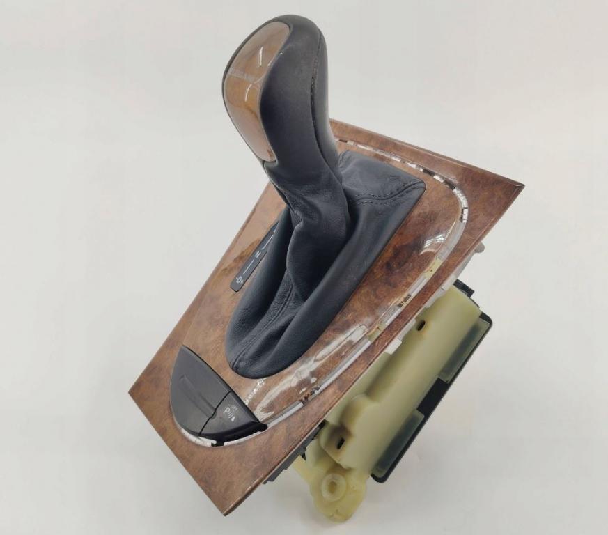 Mercedes E W211 2002-2009 sedan 1.8 KOMPRESSOR petrol AT 120 kW 2007  Rýchlostná páka (kulisa) A2112673124