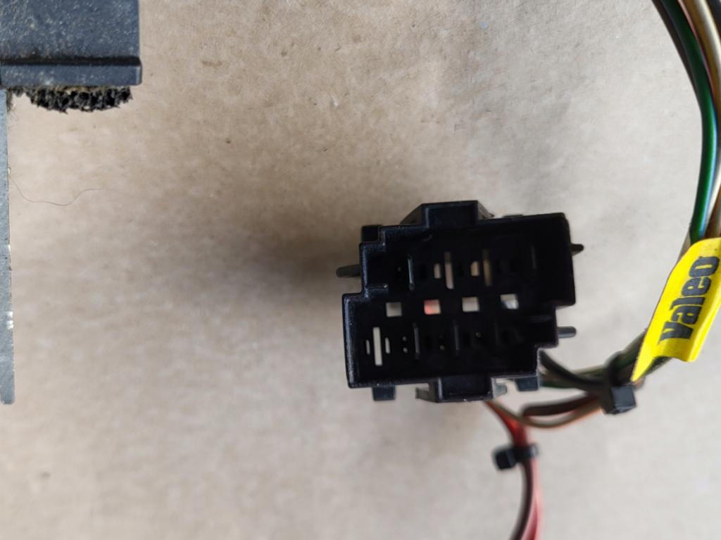 Saab 9-5 Odpor (rezistor) kúrenia 984129B 5468152