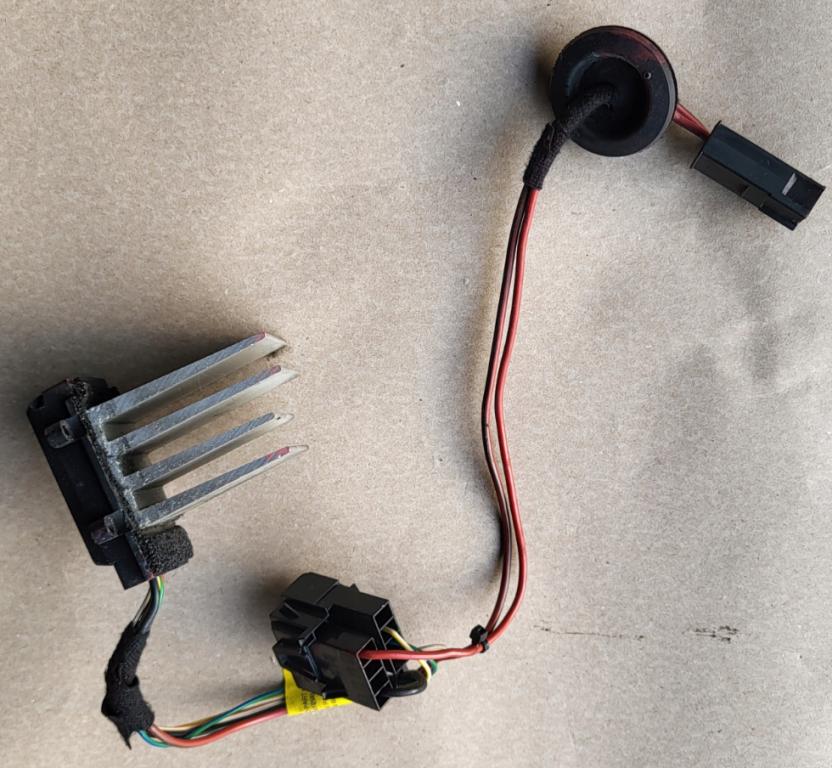 Saab 9-5 Odpor (rezistor) kúrenia 984129B 5468152