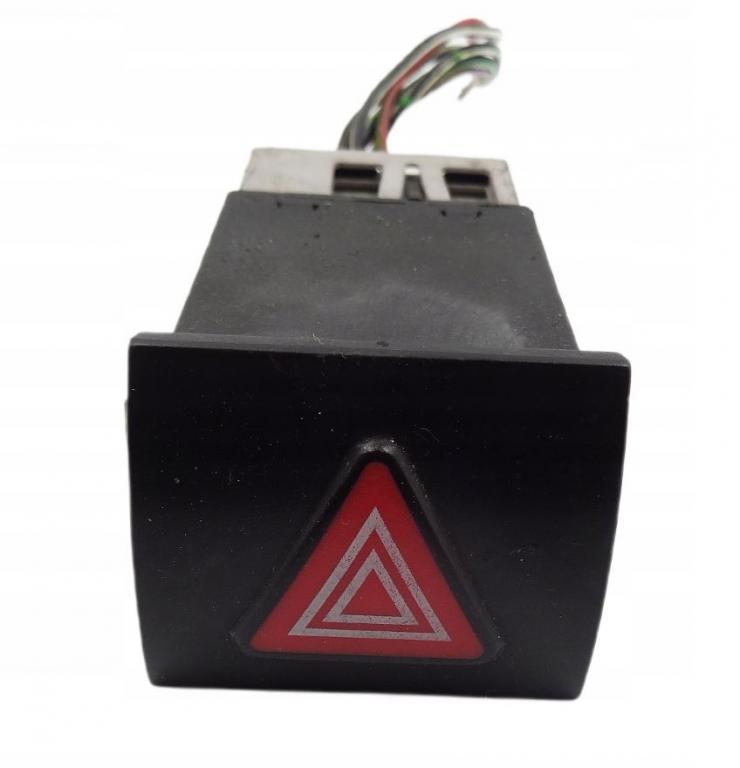 Seat Leon I 1999-2005 hatchback 1.9 TDI diesel MT 81 kW 1999  Prepínač výstražných (núdzových) svetiel 1M0941509B