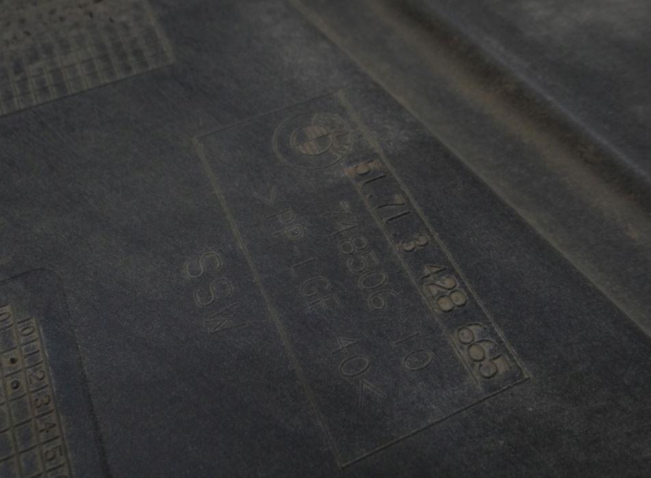 BMW X3 E83 2003-2010 hatchback 2.0 D diesel MT 110 kW 2006  Držiak rezervného kolesa 3428665