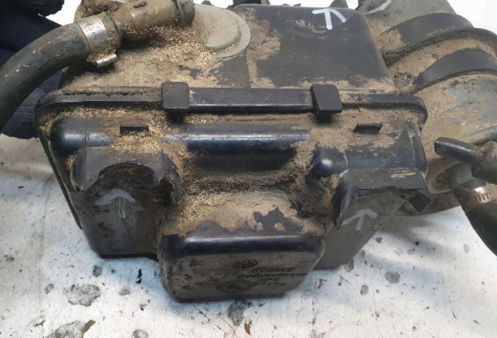 Volkswagen Golf II 1983-1992 hatchback 1.3 petrol MT 40 kW 1991  Palivové čerpadlo 0580453920