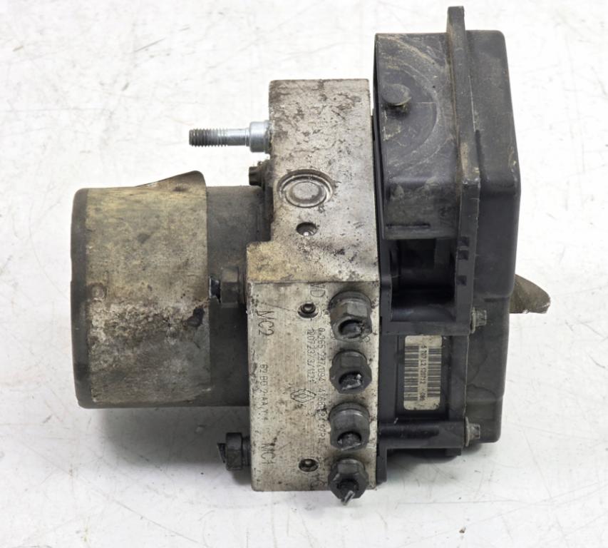 Renault Master III 2010-2019 hatchback 2.3 DCI diesel MT 92 kW Pumpa ABS 0265801133 0265237094 476608497R