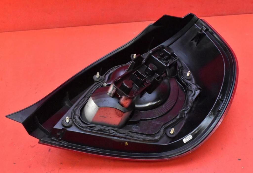 Nissan Almera N16 2000-2006 hatchback 1.5 DCI diesel MT 60 kW 2003  Svetlo zadné ľavé 26555BN701F