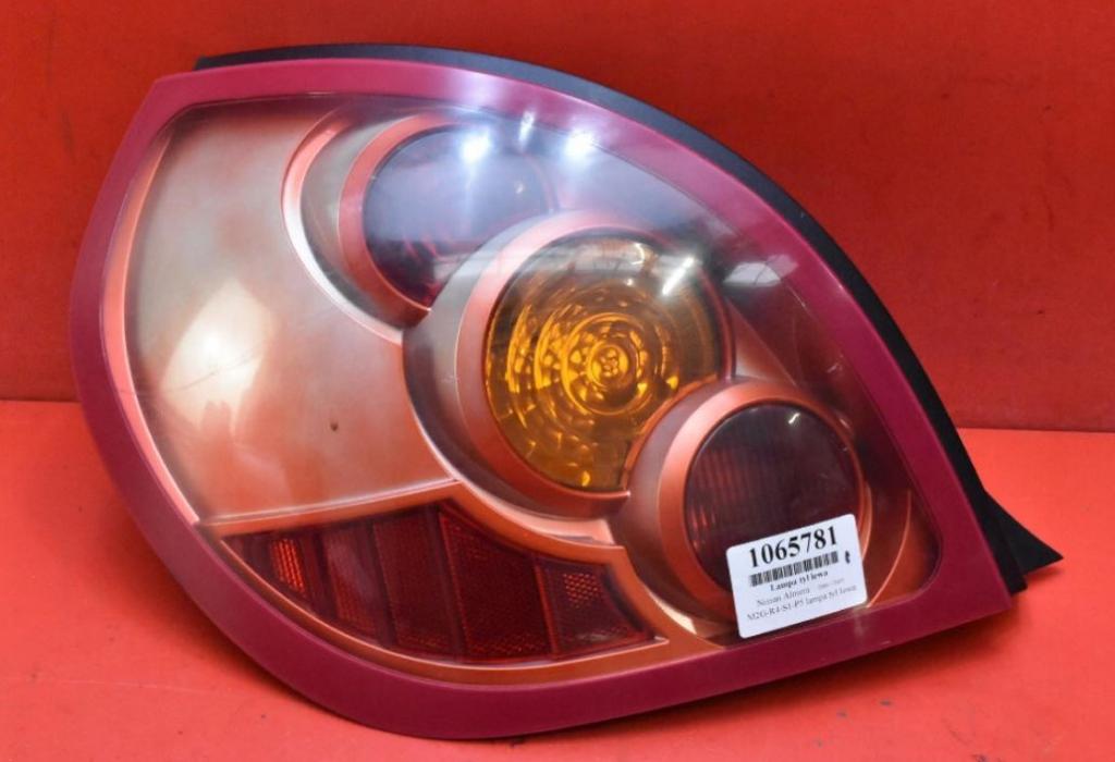 Nissan Almera N16 2000-2006 hatchback 1.5 DCI diesel MT 60 kW 2003  Svetlo zadné ľavé 26555BN701F