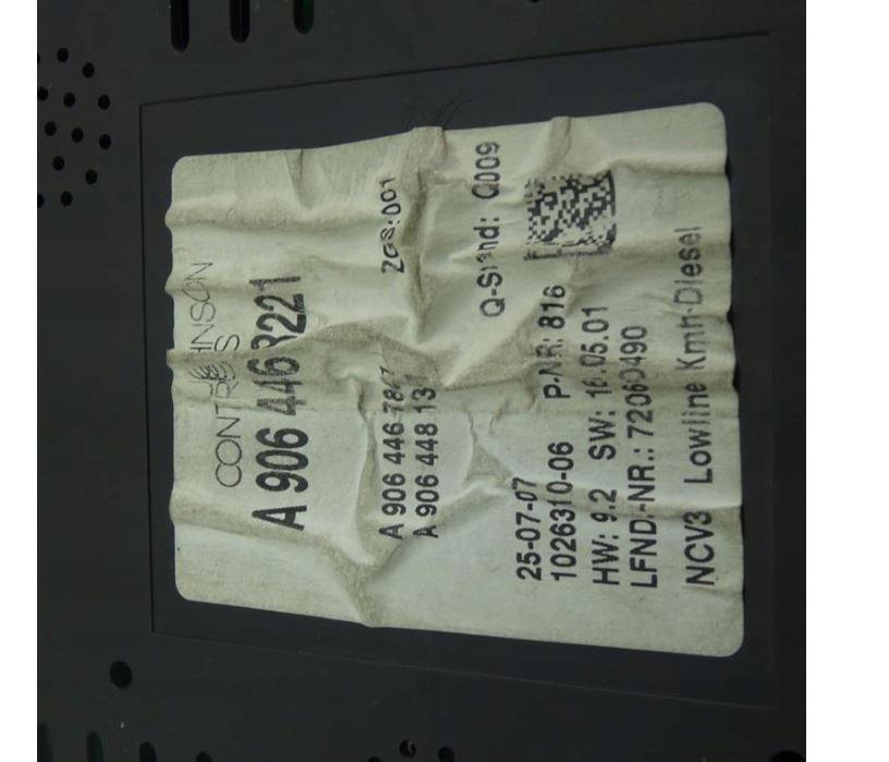 Mercedes Sprinter II 906 2006- hatchback 2.2 CDI diesel MT 95 kW 2009  Prístrojová doska A9064468221