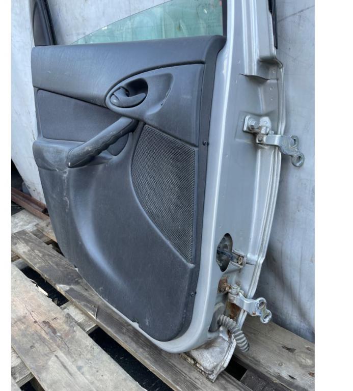 Ford Focus Mk1 1998-2004 hatchback 1.6 16v petrol MT 74 kW 2001 Dvere zadné ľavé