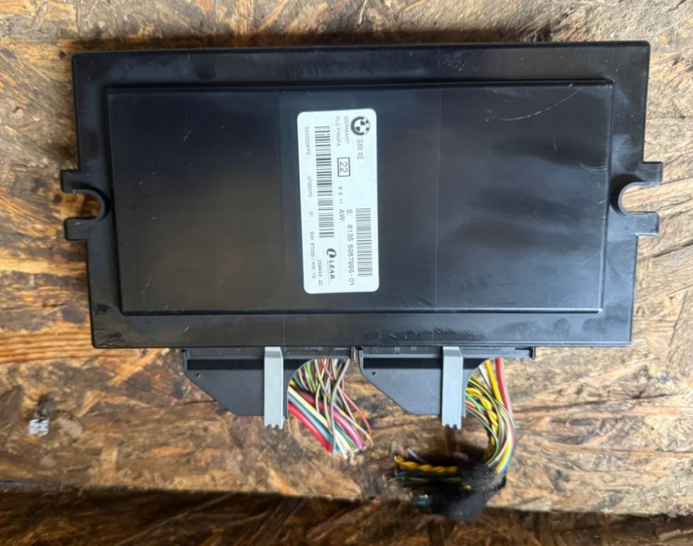 BMW 1 E87 2004-2011 hatchback 2.0 D diesel AT 120 kW 2006  Modul komfortu 61356987995-01