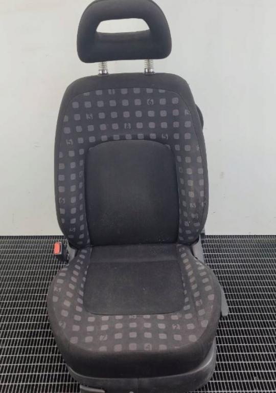 Volkswagen New Beetle 1998-2010 hatchback 2.0 8v petrol MT 85 kW 1999  Sedadlo predné ľavé