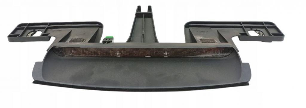 Volvo S80 II 2006-2016 sedan 2.4 D5 diesel MT 120 kW 2007  Brzdové svetlo zadné (horné) 8635070