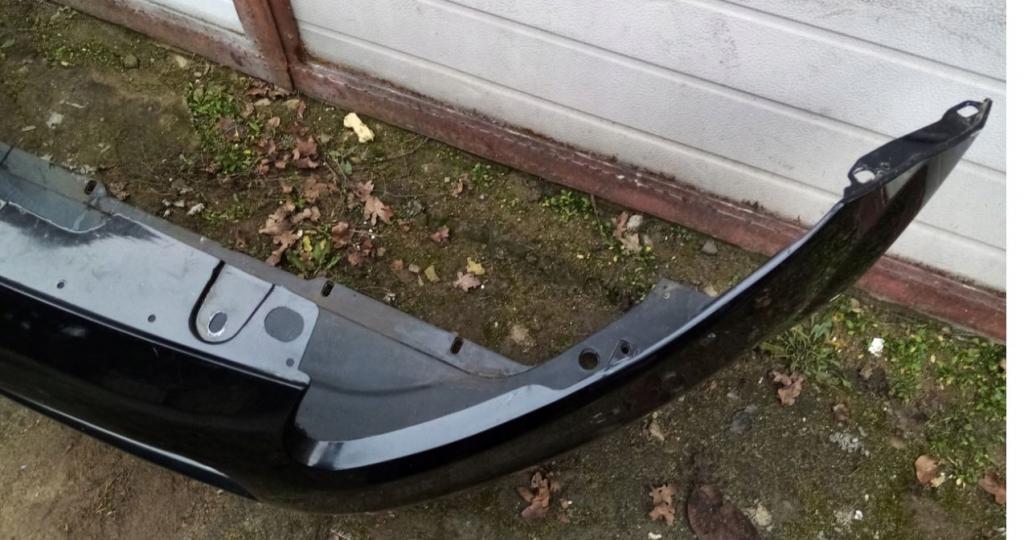 Fiat Punto Grande hatchback 1.4 petrol MT 57 kW 2006  Nárazník predný