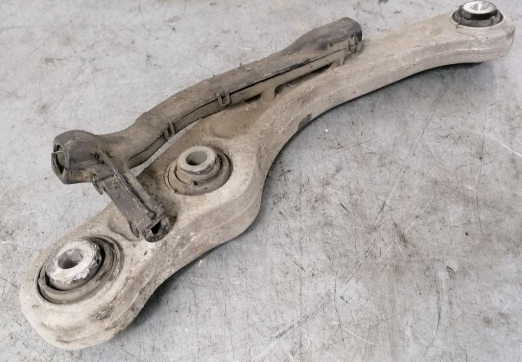 Audi A8 D3 2002-2009 sedan Rameno zadné L+P 4E0505361