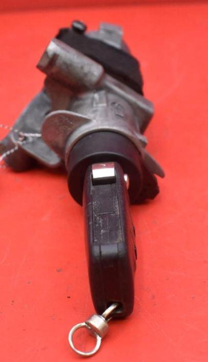 Audi A8 D2 1994-2002 sedan 4.2 V8 petrol AT 220 kW 1995  Spínacia skrinka 4B0905851