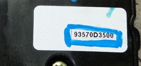 Hyundai Tucson III 2015-2021 TL suv   Prepínač ovládania okna predný ľavý 93570D3500