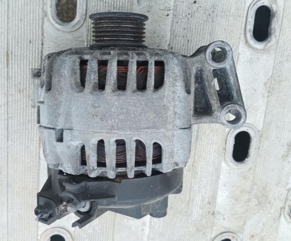 Ford C-Max II 2010-2019 hatchback 1.6 16v petrol MT 77 kW 2011  Alternátor 2606952B