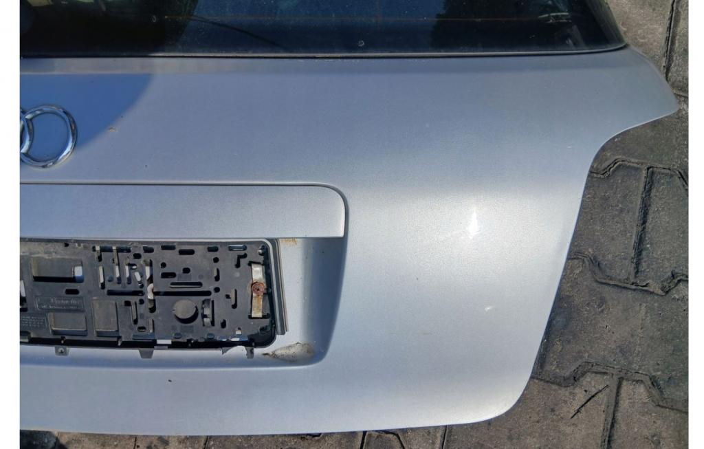 Audi A4 B5 1994-2001 combi 1.6 SR petrol MT 75 kW 2001  Kapota zadná (kufor)