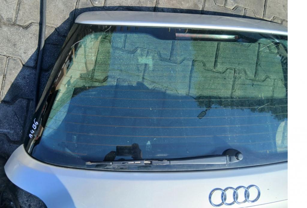 Audi A4 B5 1994-2001 combi 1.6 SR petrol MT 75 kW 2001  Kapota zadná (kufor)