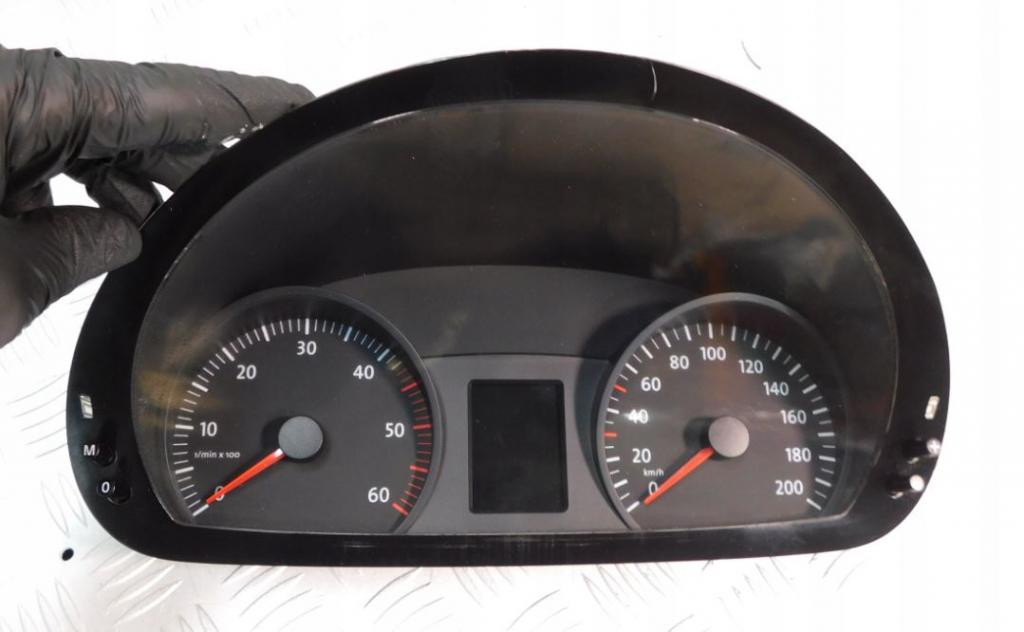 Volkswagen Crafter 2006-2016 hatchback 2.5 TDI diesel Brak MT 120 kW 2010  Prístrojová doska HVW9064467421