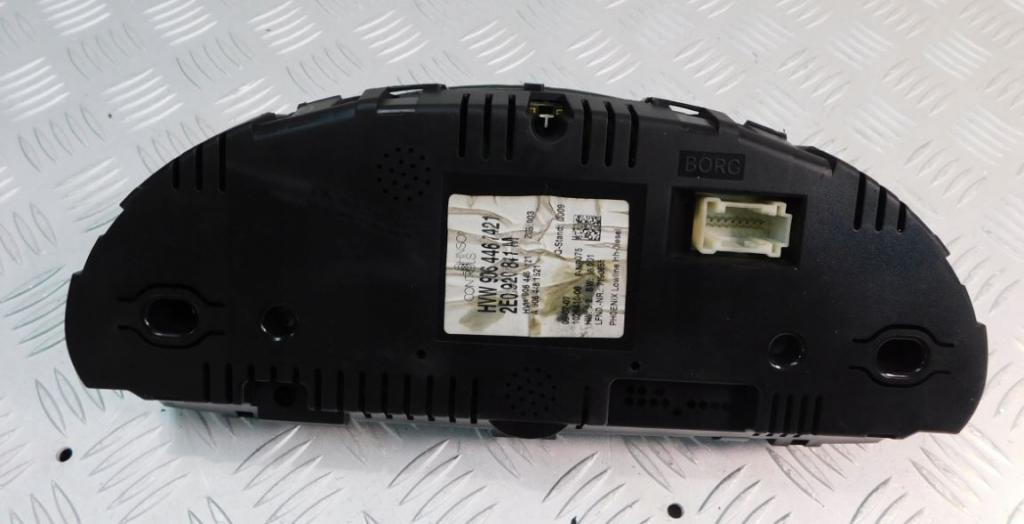 Volkswagen Crafter 2006-2016 hatchback 2.5 TDI diesel Brak MT 120 kW 2010  Prístrojová doska HVW9064467421