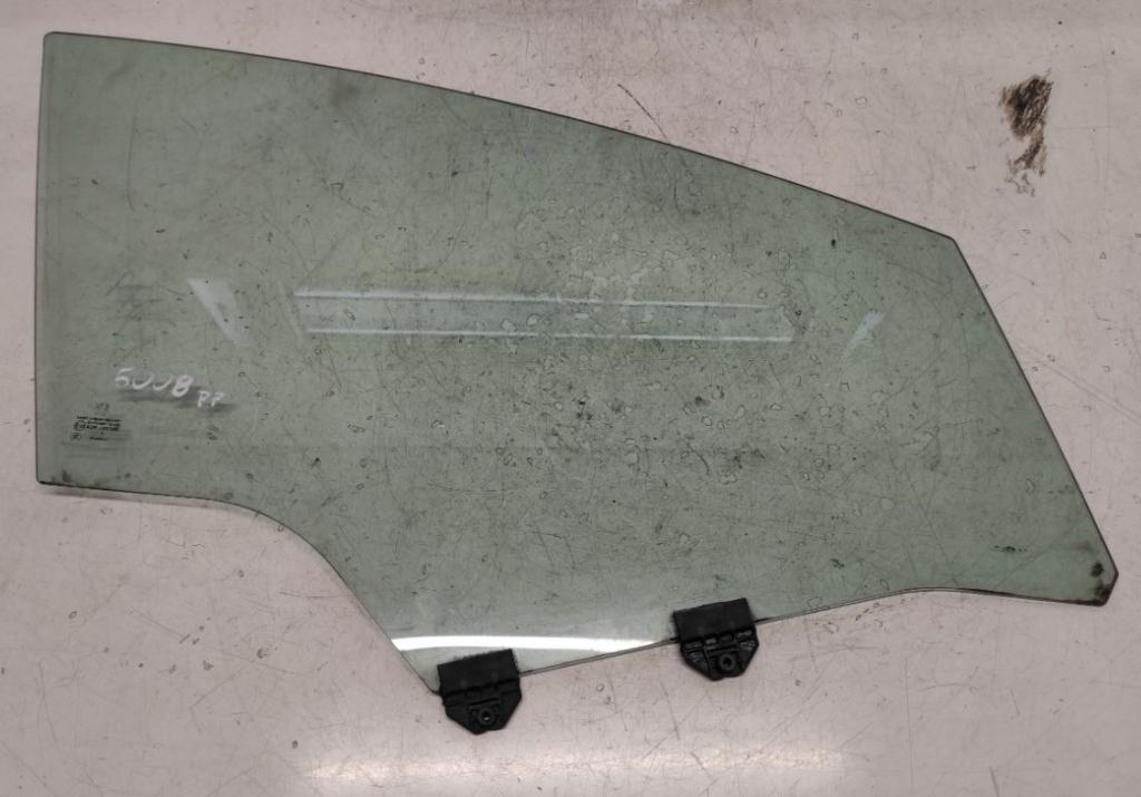 Peugeot 5008 I 2009-2017 hatchback 2.0 HDI diesel AT 120 kW 2012  Sklo predných pravých dverí