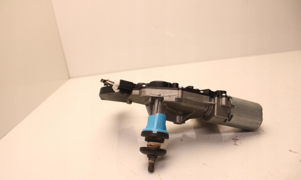 Hyundai I30 I 2007-2012 hatchback 1.4 16v petrol MT 80 kW 2009  Motorček stieračov zadný 98700-2L000