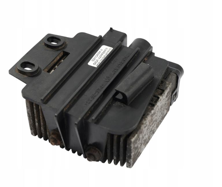 Volkswagen Transporter T5 2003-2015 hatchback 1.9 TDI diesel MT 62 kW 2008  Riadiaca jednotka ventilátora 3B0919506