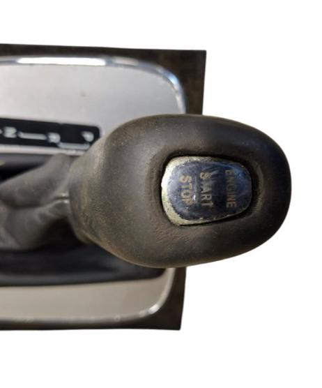 Mercedes E W211 2002-2009 sedan 4.0 CDI diesel AT 191 kW 2003  Rýchlostná páka (kulisa) A2112673724