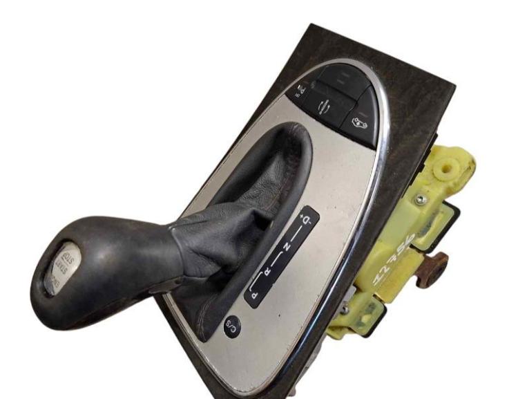 Mercedes E W211 2002-2009 sedan 4.0 CDI diesel AT 191 kW 2003  Rýchlostná páka (kulisa) A2112673724