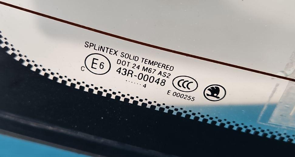 Skoda Fabia I 1999-2007 combi 1.2 petrol MT 47 kW 2004  Sklo zadné