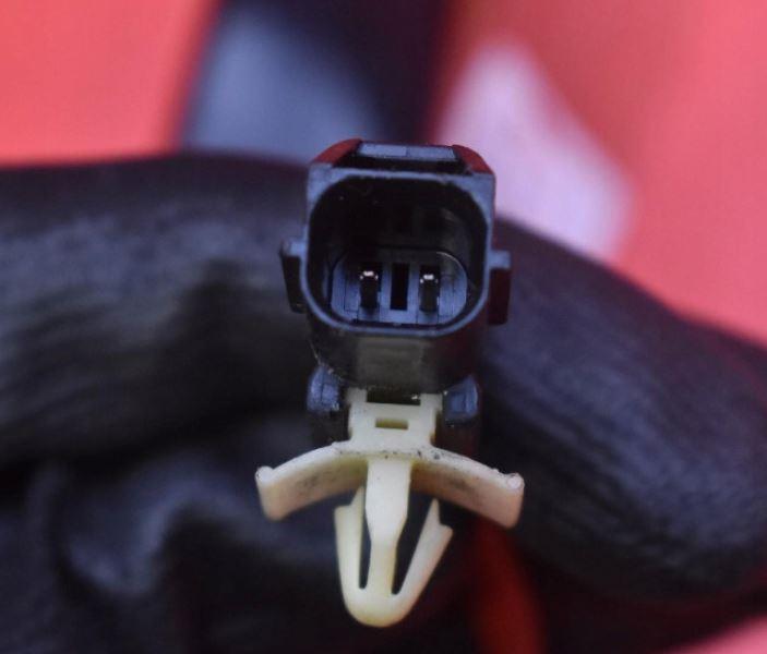 Kia Sportage II 2004-2010 hatchback 2.0 16v petrol G4gc MT 104 kW 2006  Kľučka dverí vonkajšia predná ľavá