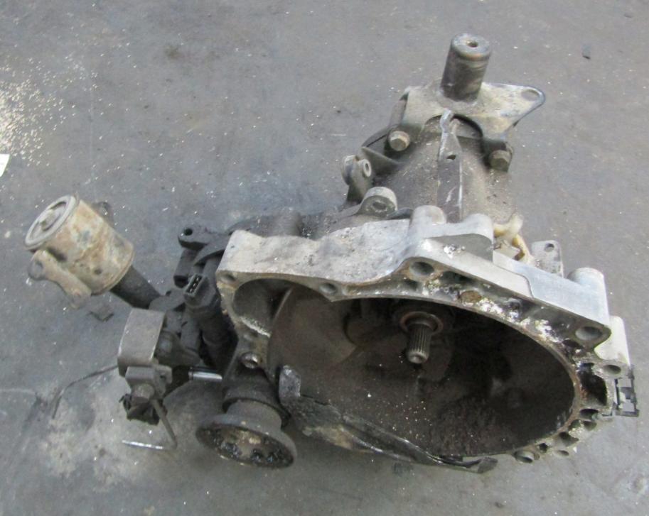 Volkswagen Polo III 6N 1994-2001 hatchback 1.4 petrol MT 44 kW 2001  Prevodovka manuálna ETD