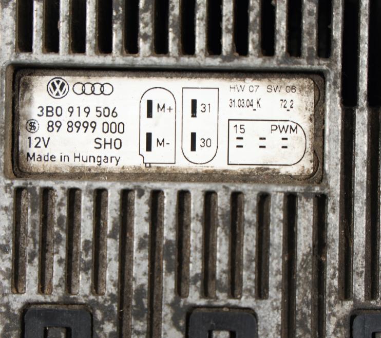 Volkswagen Transporter T5 2003-2015 hatchback 1.9 TDI diesel MT 62 kW 2008  Riadiaca jednotka ventilátora 3B0919506