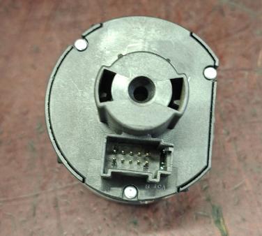 Audi A8 D3 2002-2009 sedan Prepínač svetiel 4E0941531G 04056123