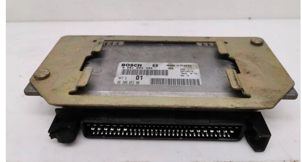 Peugeot 306 hatchback 1.4 petrol MT 55 kW 1995  Riadiaca jednotka motora 9630985380 0261204494