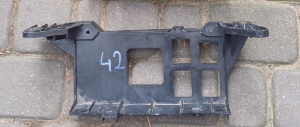 Renault Grand Scenic II 2004-2009 minivan   Úchyt (držiak) elektrickej ručnej brzdy