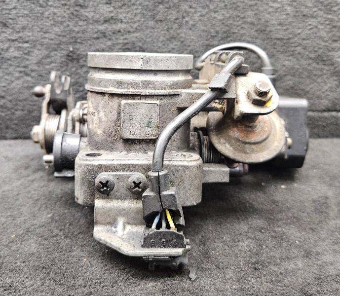 Audi 80 90 100 Škrtiaca klapka 048133154 0280120426