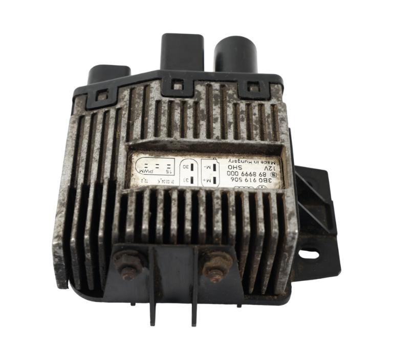 Volkswagen Transporter T5 2003-2015 hatchback 1.9 TDI diesel MT 62 kW 2008  Riadiaca jednotka ventilátora 3B0919506