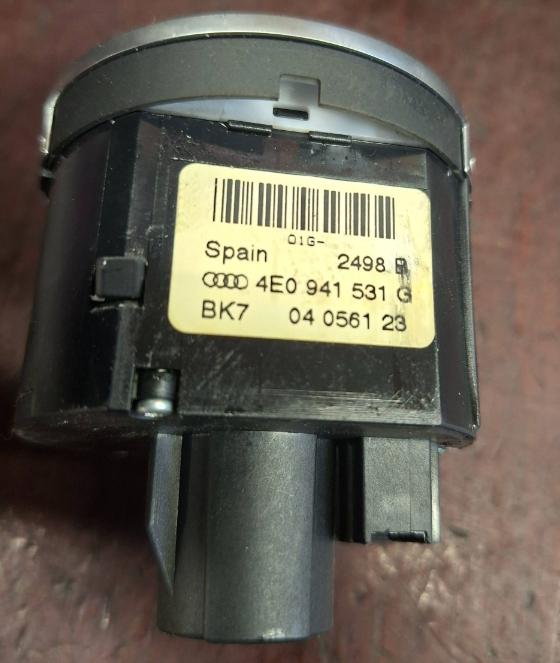 Audi A8 D3 2002-2009 sedan Prepínač svetiel 4E0941531G 04056123
