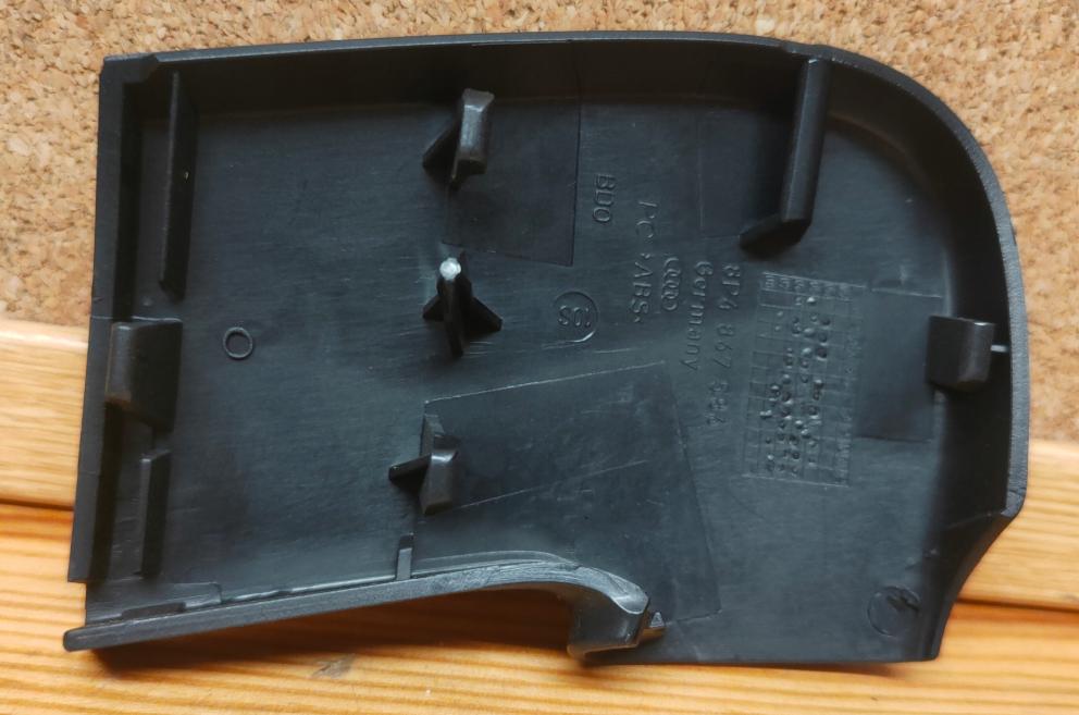 Audi A3 8P 2003-2012 hatchback 1.8 TFSI petrol MT 118 kW 2009  Kryt interiéru 8P4867586