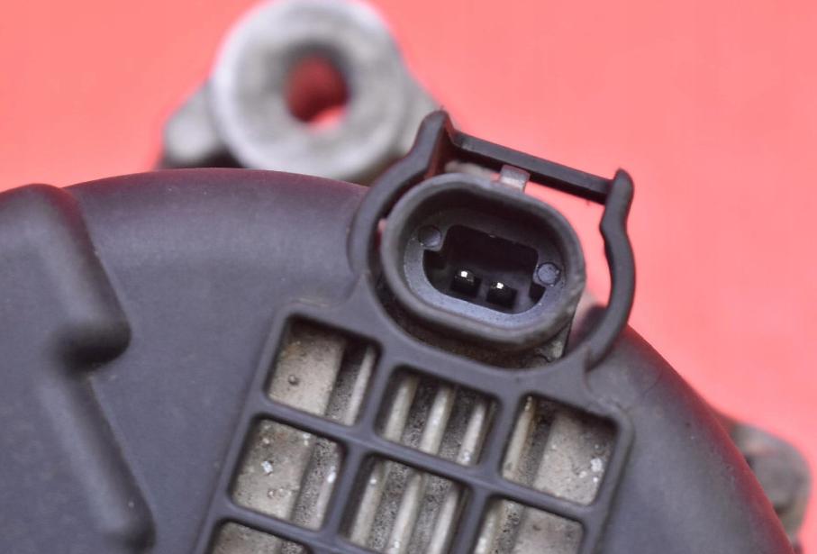 Chevrolet Aveo T250 2006-2011 hatchback 1.2 16v petrol MT 62 kW 2010  Alternátor 96936136