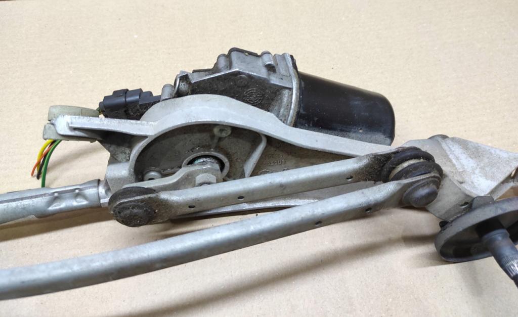 Renault Koleos I 2008-2016 suv Mechanizmus stieračov predný ZD1636 28800JY40A