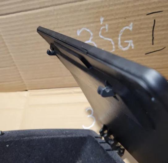 Volkswagen Touran I 2003-2015 hatchback 1.4 TSI petrol MT 103 kW 2013  Priehradka (kastlík) 1T1857921E