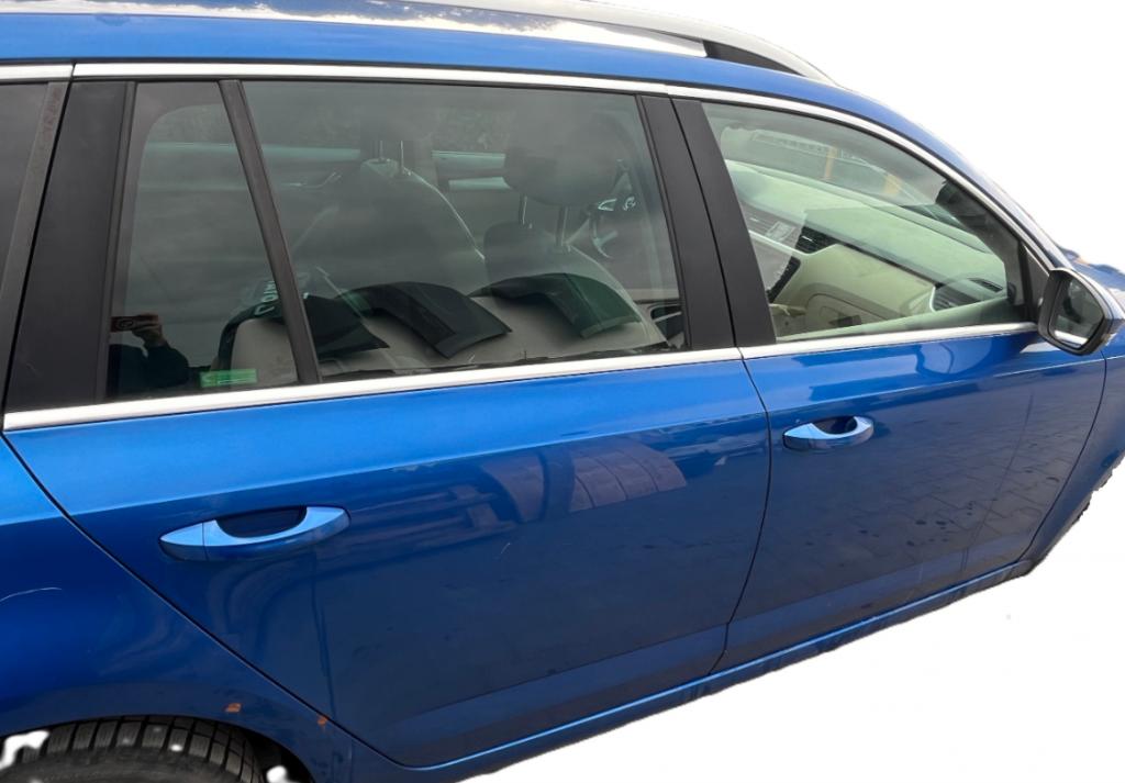 Skoda Octavia III 2013- combi 1.2 TSI petrol 77 kW 2014  Dvere