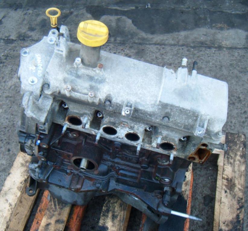 Dacia Sandero I 2008-2012 hatchback 1.6 8v petrol MT 62 kW 2011  Motor benzín K7MA800