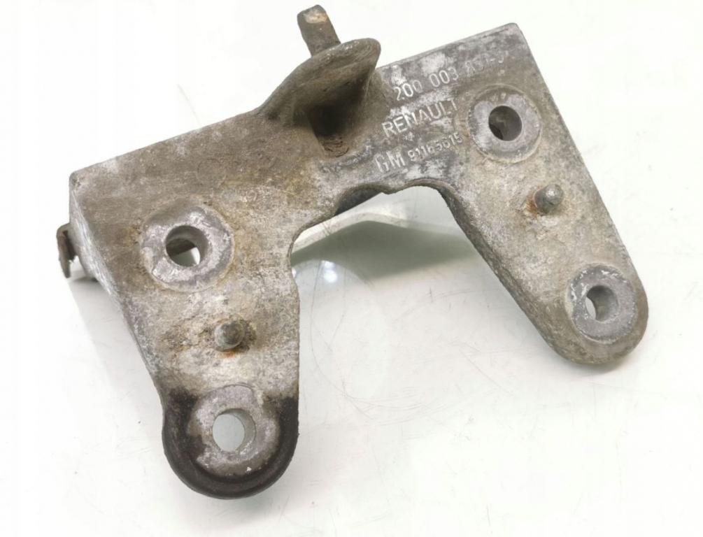 Opel Vivaro 2001-2014 1.9 DCI diesel 74 kW 2004  Držiak motora 8200003831J , 91165615