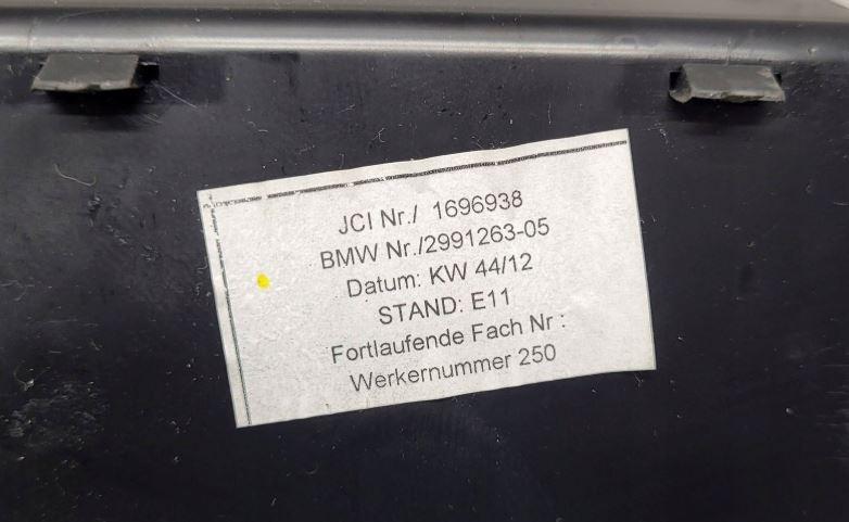 BMW X1 E84 2009-2015 hatchback 2.0 D diesel MT 100 kW 2011  Priehradka (kastlík) 2991263