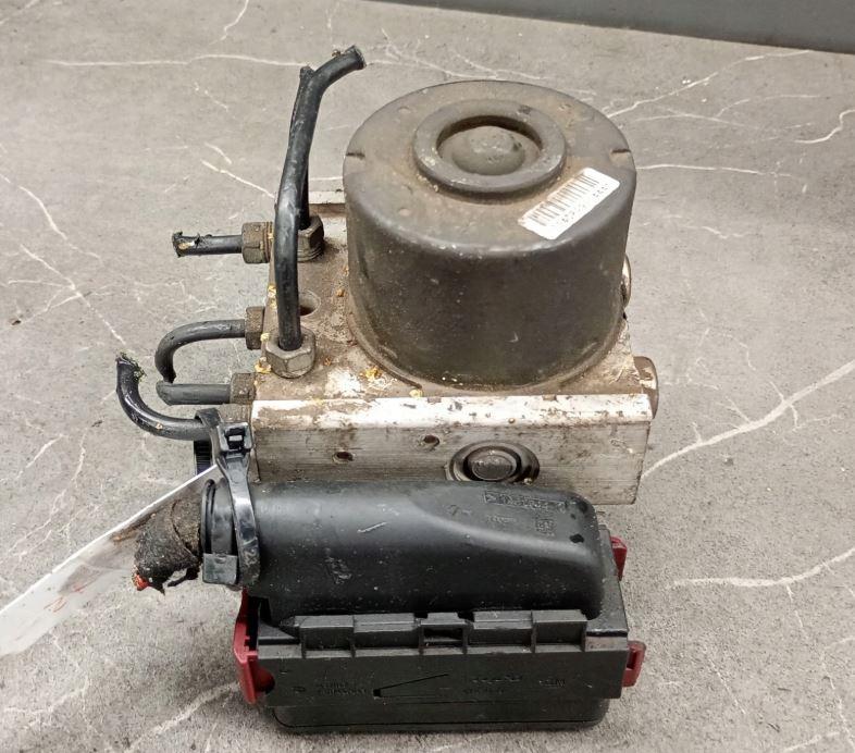 Opel Astra III 2004-2014 hatchback 1.7 CDTI diesel MT 74 kW 2005  Pumpa ABS 24447833